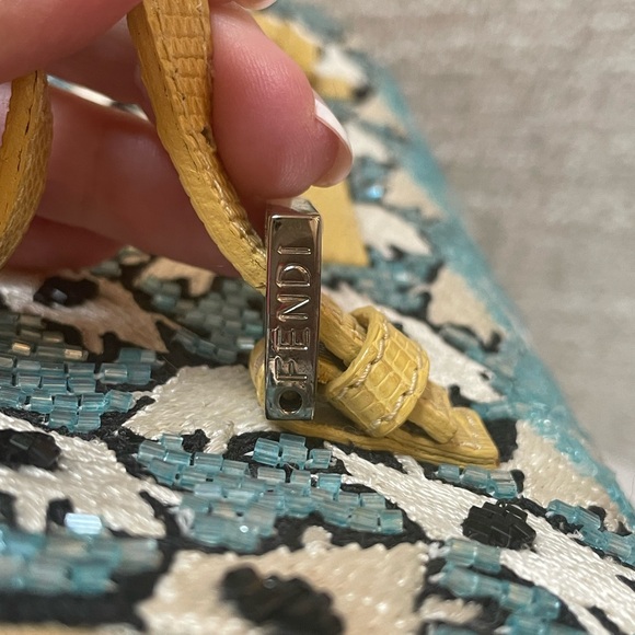 Limited Edition Vintage 2000’s Fendi Beaded & Lizzard bag with enamel buckle - Picture 8 of 15